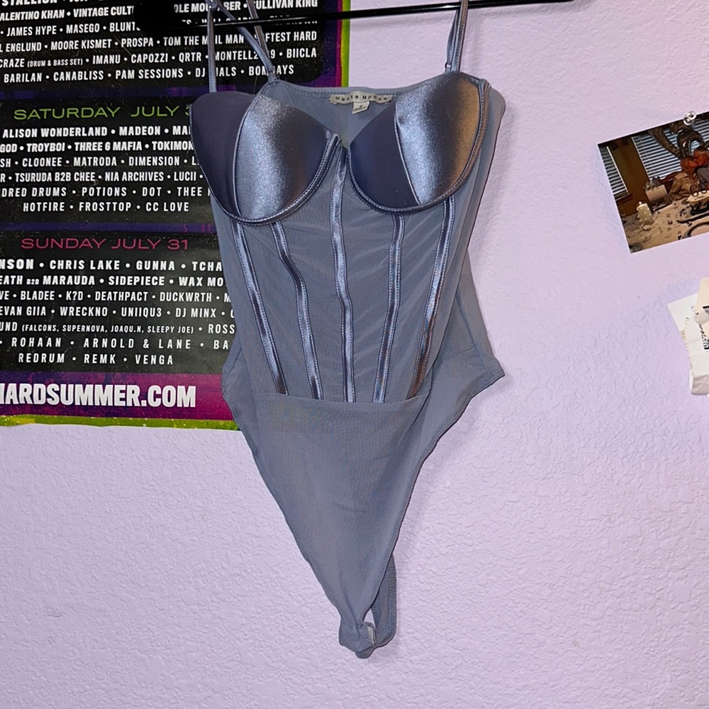 Bought it out of impulse, didn’t try it on till I got home, didn’t like it.